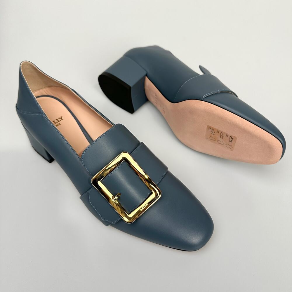 NIB Bally buckled leather pumps Size 8.5